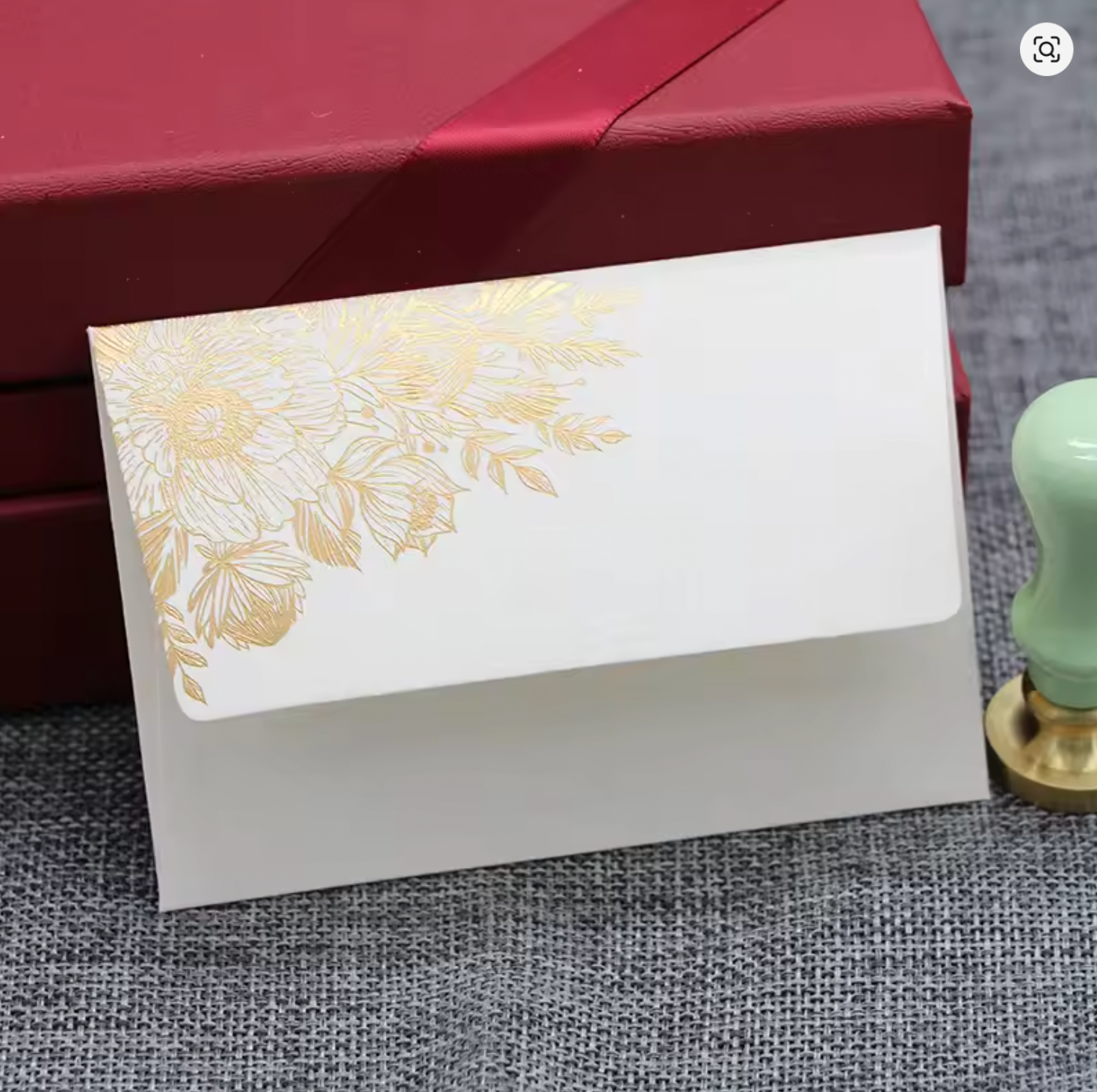 10 Elegant Pearl Paper Envelopes Large and Small– European Gold-Stamped Design for Weddings, Gifts & Special Letters
